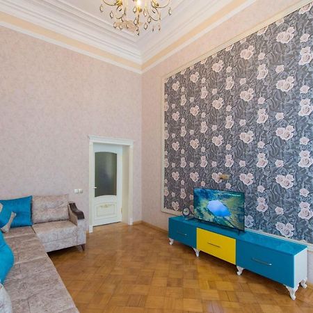 Stay Inn Lovely City Center Apartment Μπακού Εξωτερικό φωτογραφία